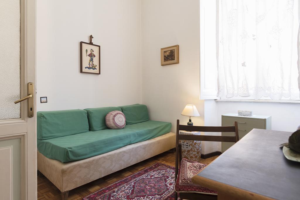 Flower'S Market Apartment - Charme Holidays Rom Exterior foto